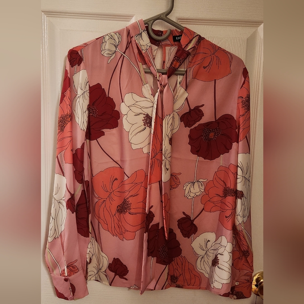 Express Floral Blouse